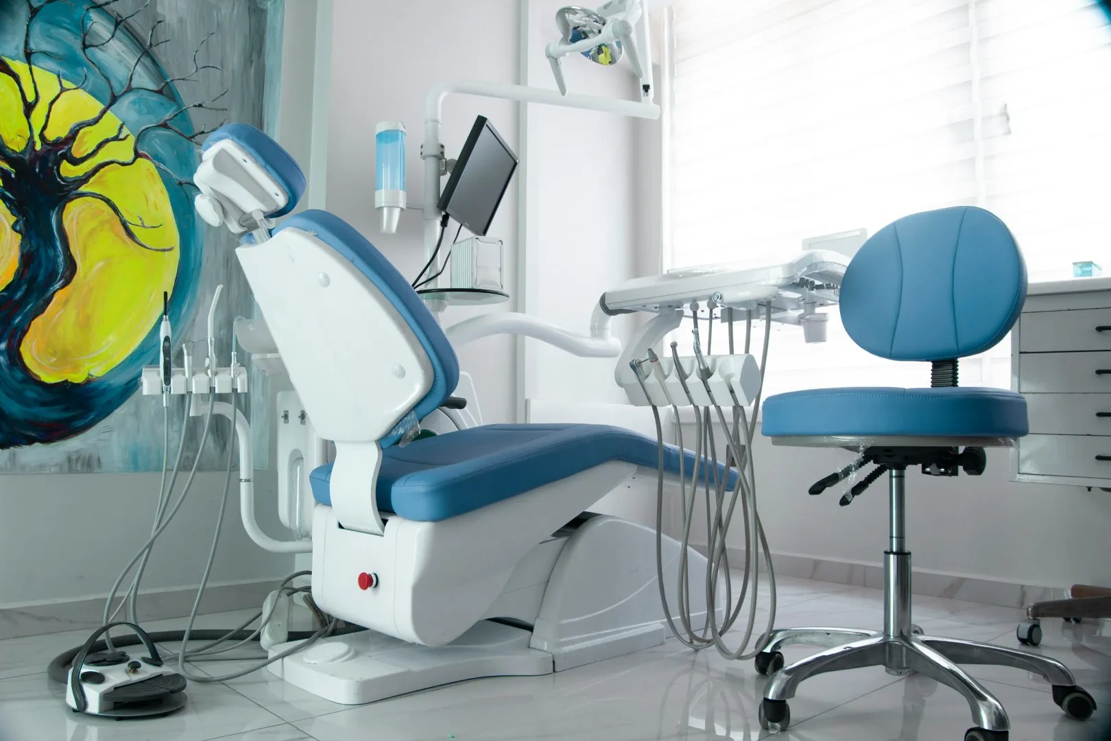 Chairside Dental Assistant's image